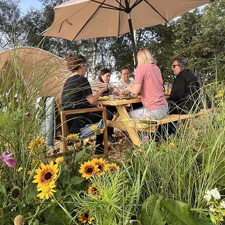 Wellness Glamping For 2 Personer Klovermarken * Tylstrup